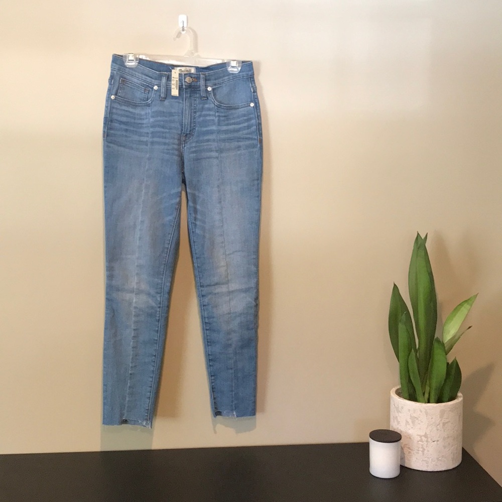 9” High Rise Skinny Jeans: Seamed Step-Hem